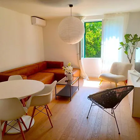 Deleted Apartamento